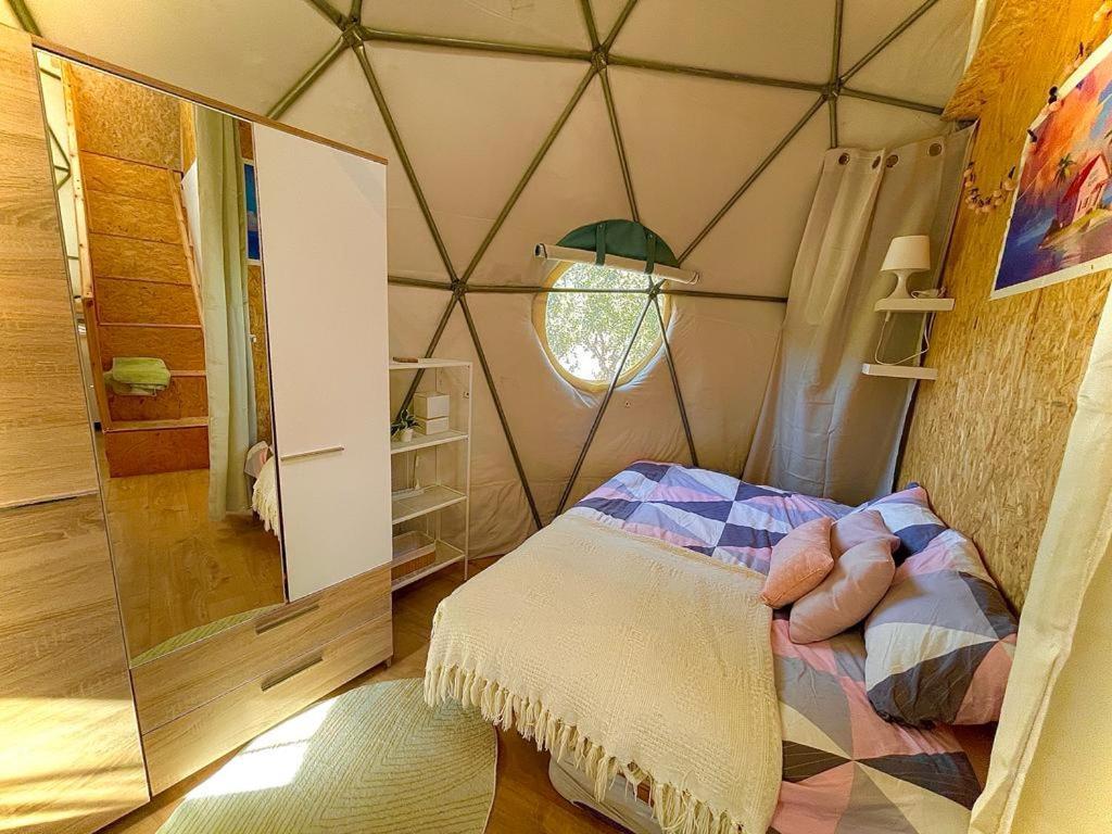 Hotel Olive Dome - כיפה גיאודזית ענקית ומודרנית בין עצי הזית Yavneʼel Exterior foto