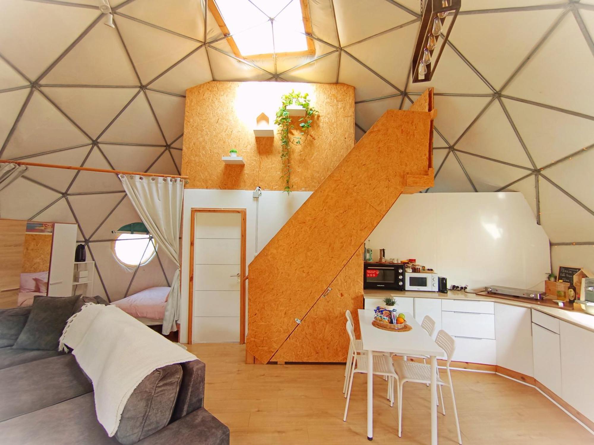 Hotel Olive Dome - כיפה גיאודזית ענקית ומודרנית בין עצי הזית Yavneʼel Exterior foto