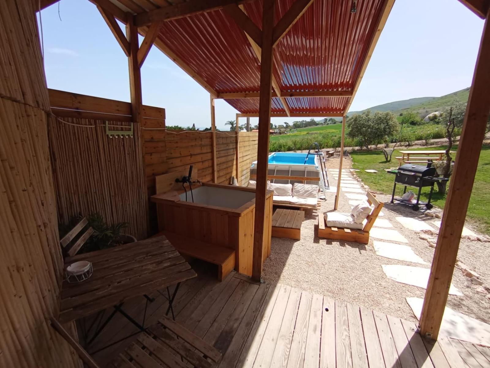 Hotel Olive Dome - כיפה גיאודזית ענקית ומודרנית בין עצי הזית Yavneʼel Exterior foto